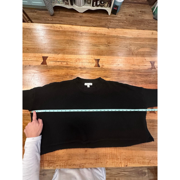 She + Sky Black Oversized Knit Cropped Sweater M - Picture 8 of 10